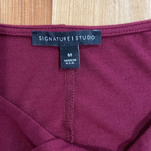 SIGNATURE Studio Maroon Dress Women’s Size Medium Pre-Owned - Picture 7 of 8